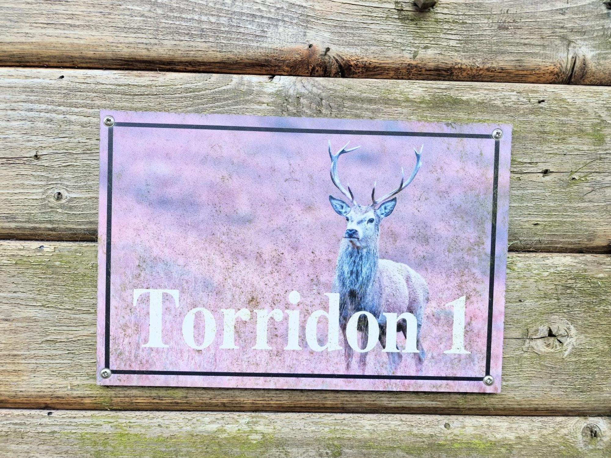 Torridon 1 With Private Hot Tub - Fife - Loch Leven - Lomond Hills- Pet Friendly Villa Kelty Exterior photo